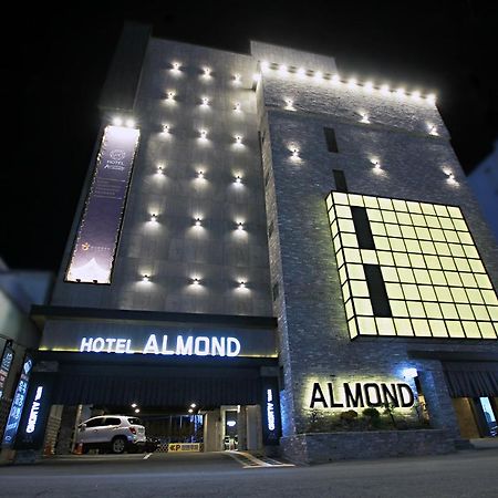 Masan Almond Hotel Changwon Exterior photo